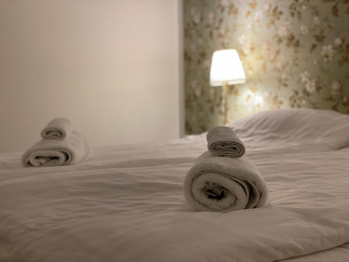 Hostel Fyristorg ウプサラ エクステリア 写真