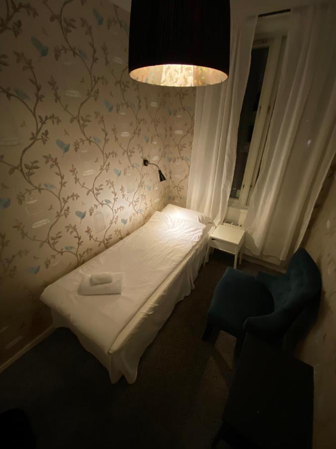 Hostel Fyristorg ウプサラ エクステリア 写真
