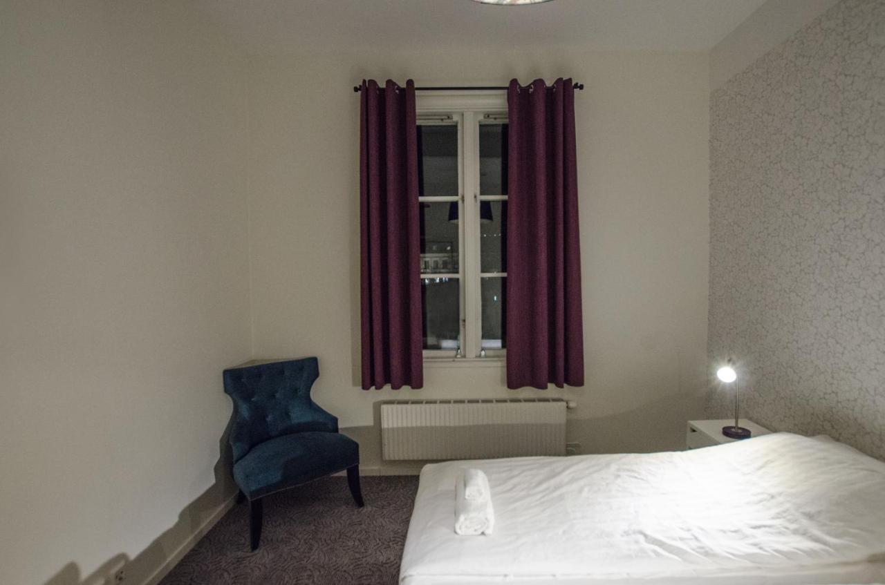Hostel Fyristorg ウプサラ エクステリア 写真