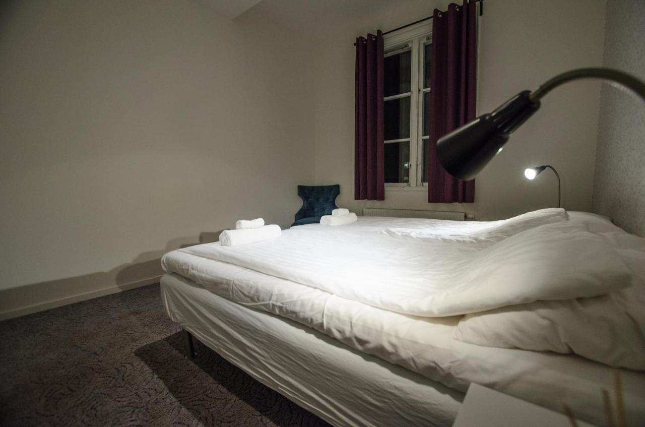 Hostel Fyristorg ウプサラ エクステリア 写真